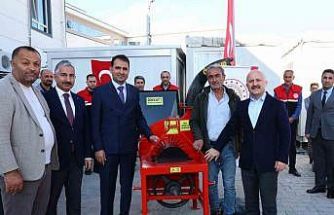 Çiftçilere zirai alet ve ekipman dağıtıldı