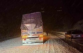 Çorum’da kar yağışı etkili oluyor