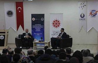 Cumhurbaşkanı Başdanışmanı Saral: "Birçok alanda dezenformasyonla karşı karşıyayız"