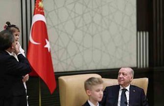Cumhurbaşkanı Erdoğan, 23 Nisan’da koltuğunu Civan Boran’a devretti