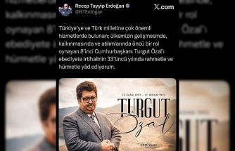 Cumhurbaşkanı Erdoğan, Turgut Özal’ı vefat yıl dönümünde andı