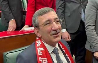 Cumhurbaşkanı Yardımcısı Yılmaz: "Eşel mobil sistemiyle akaryakıt fiyatlarındaki artışın ülkemize daha sınırlı yansımasını sağlamış olduk"