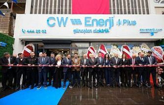 CW Enerji kendi enerjisini üreten Akıllı İzmir Plus bayisini hizmete açtı