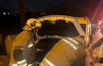 Defne’de aracın motorunda yangın çıktı