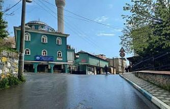 Dilovası’nda sokaklar sabunlu suyla yıkandı