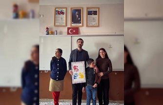 Diyadin’de renkli ellerle farkındalık