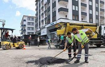 Diyarbakır’da hasarlı yollarda asfalt seferberliği