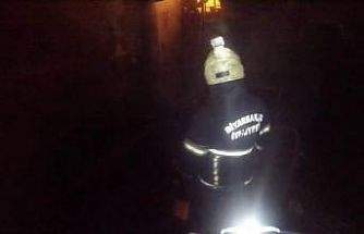 Diyarbakır’da oto tamircideki yangın kask kamerasına yansıdı