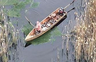Eber Gölü’nde kaçak avlanan 4 kişi dron ile tespit edildi