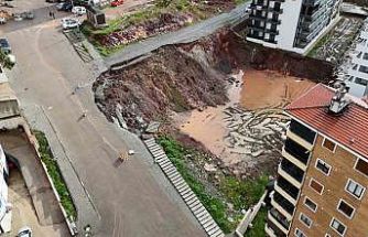 Edremit’te inşaat alanında toprak kayması