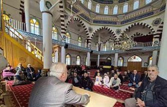 Efeler’de hacı adaylarına eğitim semineri verildi