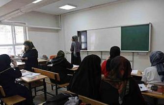 Elazığ’da okuma-yazma kursuna yoğun ilgi