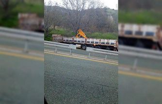 Elazığ’da tır yoldan çıktı: 1 yaralı