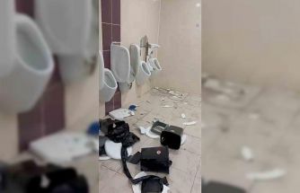 Elenen Balıkesirspor taraftarı hırsını deplasman tuvaletlerinden çıkardı