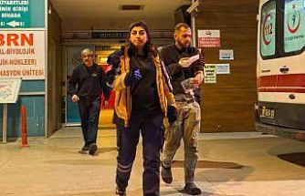 Elini karma makinesine kaptırdı