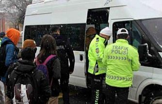 Erzincan’da veliler tepkili: Servis ücretlerine zam