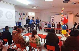Erzincan’da velilere çocuk güvenliği eğitimi