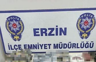 Erzin’de markette kaçak sigara ele geçirildi
