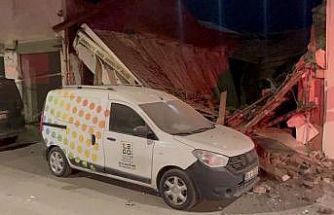 Eskişehir’de metruk iş yeri yıkıldı, şans eseri yaralanan olmadı
