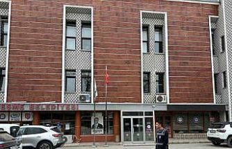 Eşme Belediyesi’ne yönelik ‘irtikap’ soruşturması kapsamında Başkan Tozan, eşi ve 3 şüpheli gözaltına alındı