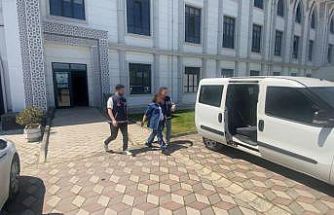 Evden ziynet eşyası ve nakit para çalan kadın yakalandı