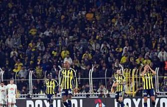 Fenerbahçe, derbiye puan kaybıyla gidiyor