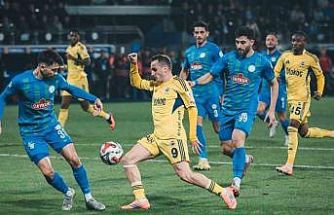 Fenerbahçe ile Çaykur Rizespor 48. randevuda