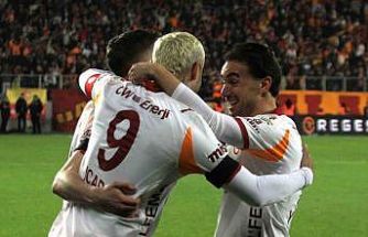 Galatasaray’da 2 değişiklik