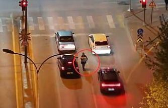 Gaziantep’te yollarda dilencilik ve satıcılık yapan şahıslara operasyon: 14 gözaltı