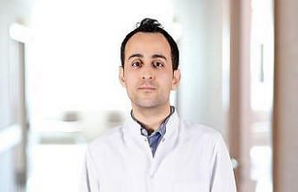 "Gebelik sonrası karın germe için en az 1 yıl beklenmeli"