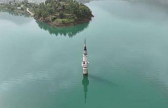 Geçmişin izi su üstünde: Minare ayakta