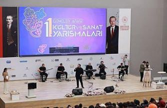 Gençler kültür sanat yarışmalarında sahnede boy gösterdi