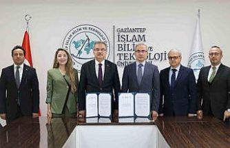 GİBTÜ ile İl Millî Eğitim Müdürlüğü arasında Eğitimde İş Birliği protokolü imzalandı