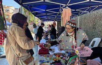 Gölcük’te el emeği ürünler şölende sergileniyor