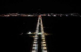 Görüntüsü ile havalimanını andırıyor, görenlerin dikkatini çekiyor