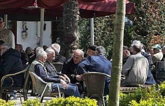 Günler sonra güneşi gören Sakaryalılar soluğu dışarıda aldı