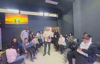 Güroymak MYO’dan özel çocuklar için fotoğraf etkinliği