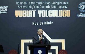 Hacı adayları, Arnavutköy’den dualarla uğurlandı