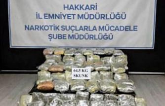 Hakkari’de 64,5 kilogram skunk ele geçirildi