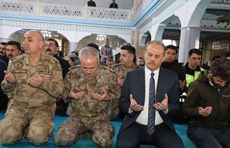 Hakkari’de şehitler için mevlit okutuldu