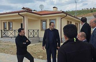Harmanlı Beldesinde kalıcı konutlar ve cami inşaatı incelendi