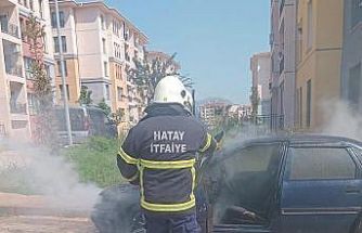 Hassa’da otomobil alevlere teslim oldu