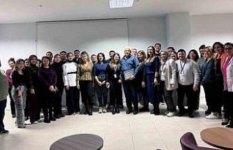 Hastanenin 40 yıllık emektarı için veda töreni