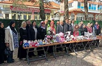 Hüyük’te el emeği, göz nuru eserler görücüye çıktı