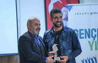 İnegölspor kalecisi Bekir Sevgi ’yılın en iyi sporcusu’ seçildi