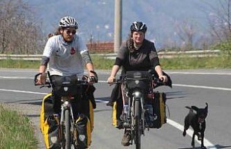 İngiltere’den çıkıp 6 kıtayı bisikletle geçmeyi hedefleyen iki maceracı Ordu’ya ulaştı