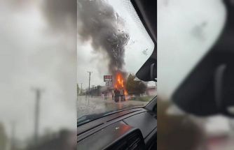 İş yeri alevlere teslim oldu