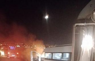 İşçi servis minibüsü alev aldı