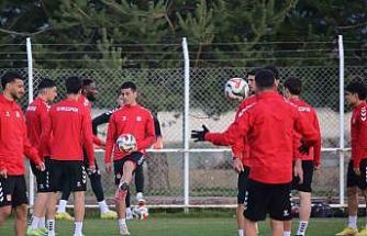 İsmet Taşdemir’in aklı play-off’ta