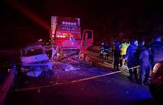Isparta-Antalya karayolunda feci kaza: 1 ölü, 4 yaralı